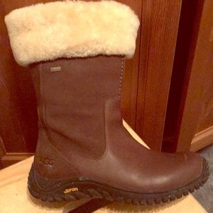 Ugg brown leather winter boots
